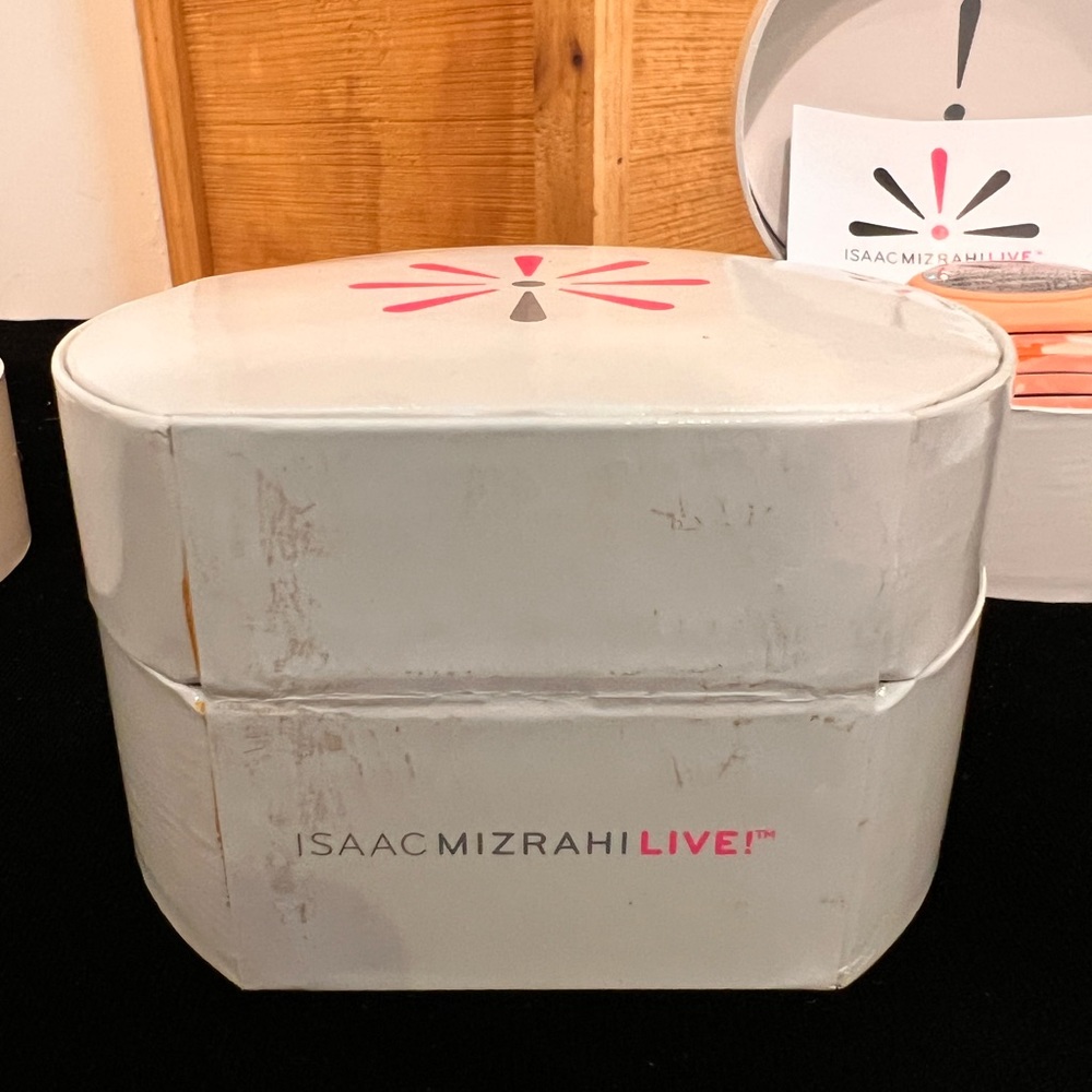 Bundle of 4 Isaac Mizrahi Live Soft Camo Band Expansion Watches - Picture 3 of 12